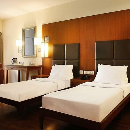 เดอะ คลาสสิค คลับ Hotel มุมไบ ภายนอก รูปภาพ