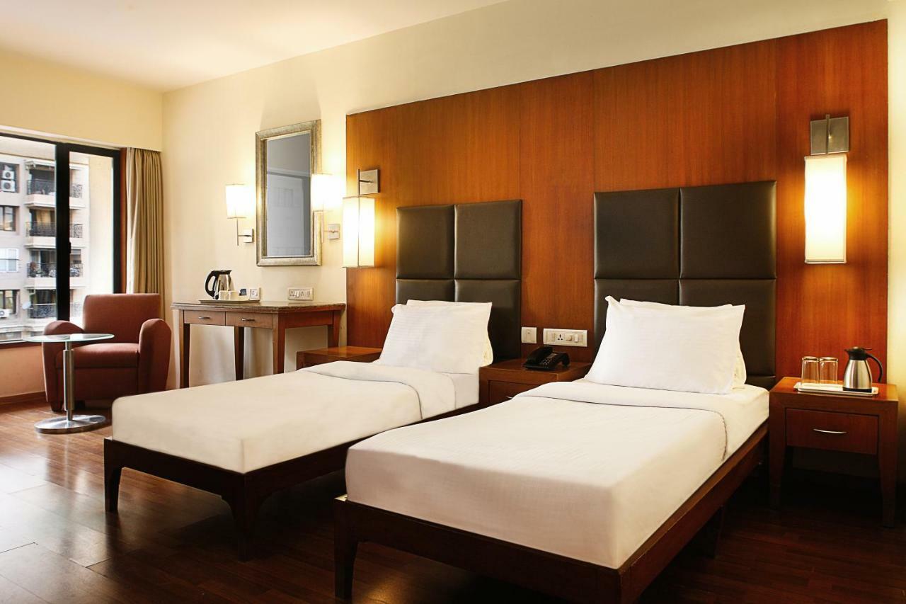 เดอะ คลาสสิค คลับ Hotel มุมไบ ภายนอก รูปภาพ